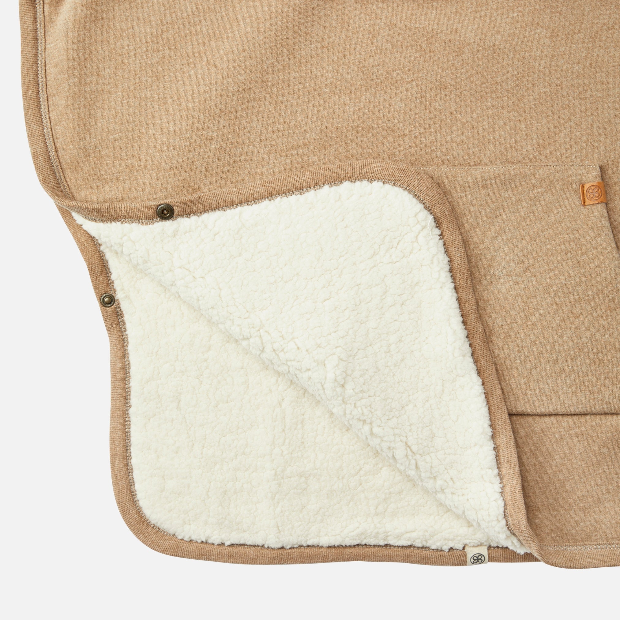 Bruine kinderponcho voor winter - Teddy binnenkant