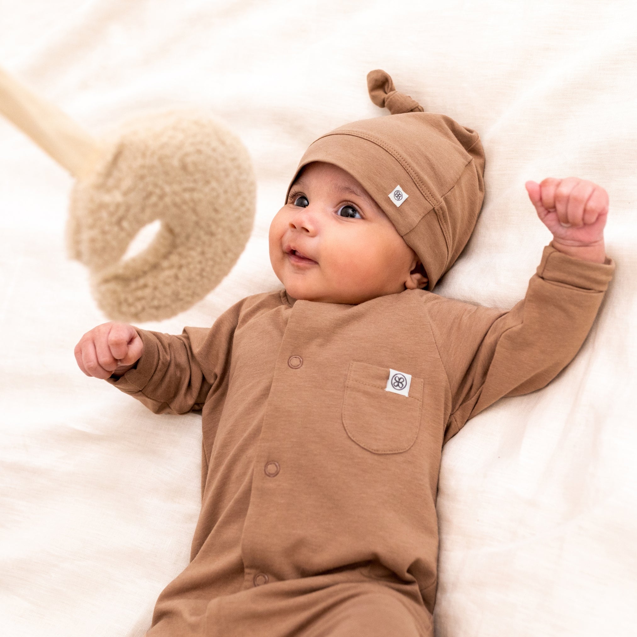 Boxpakje en mutsje - Coconut Brown