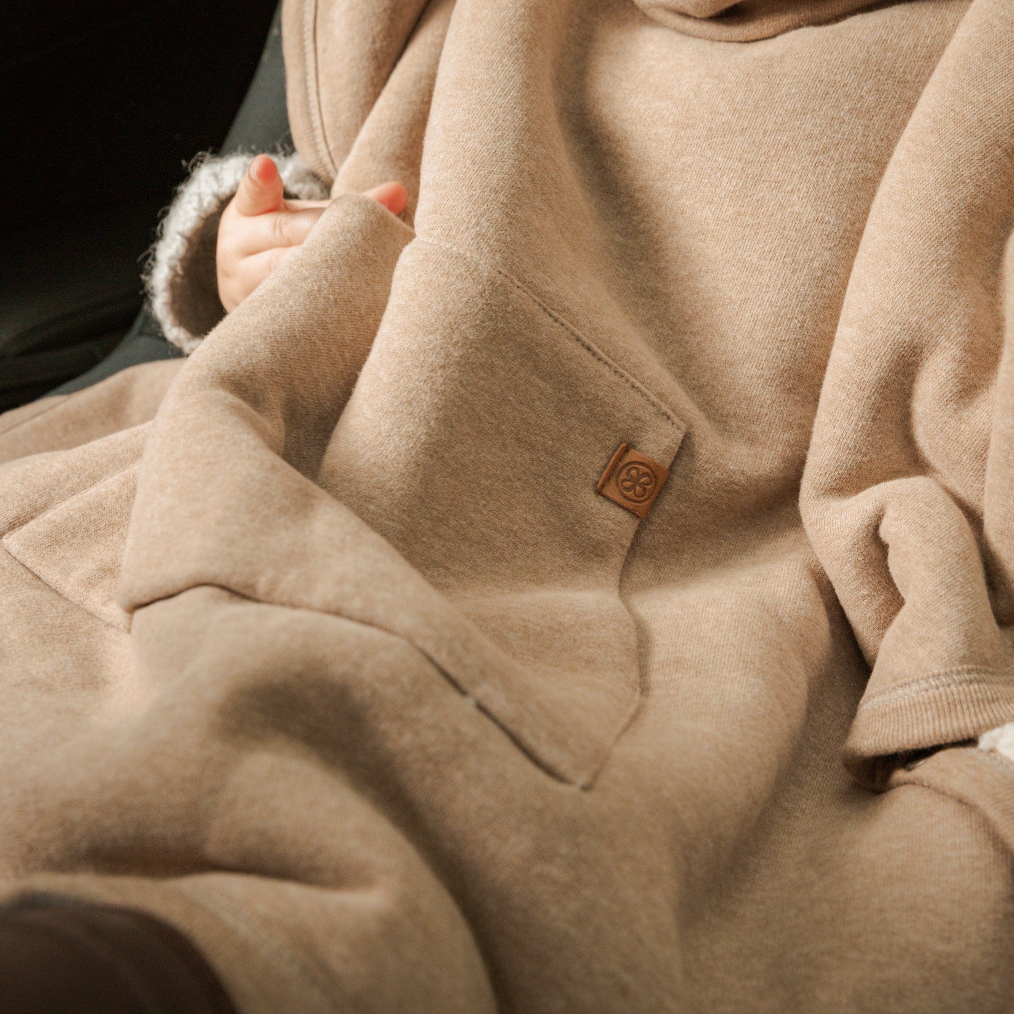 【新品】Dolce. teddy poncho/brown Teddy Kids Poncho Brown | Cozy & Practical | Cloby