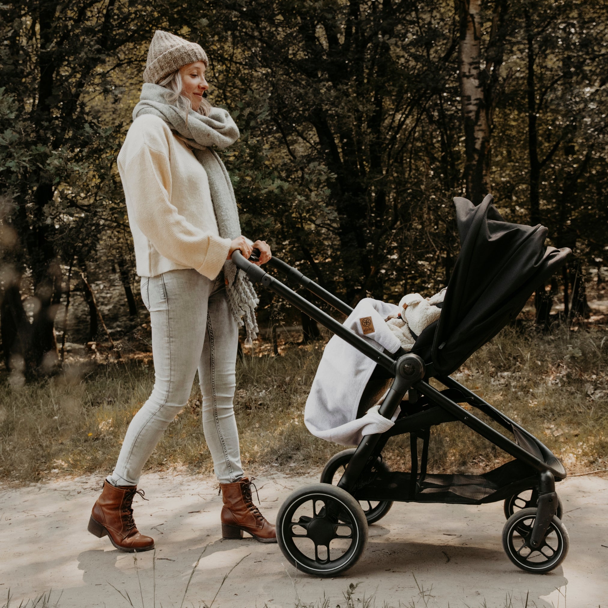 Teddy deken over voetjes baby in kinderwagen, Cloby Grijs