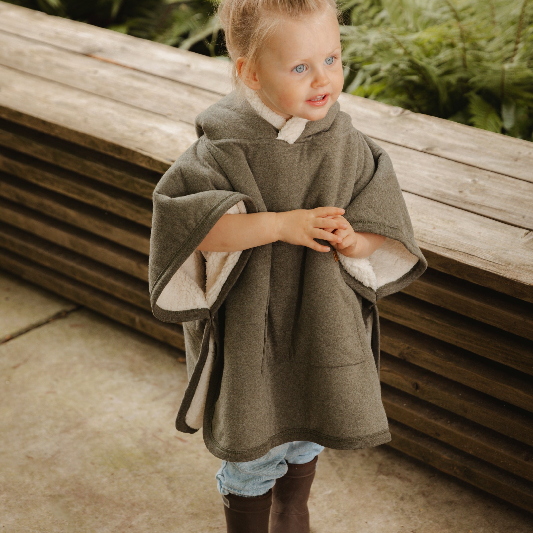 Teddy Kids Ponchos: Cozy Winter Layers | Cloby